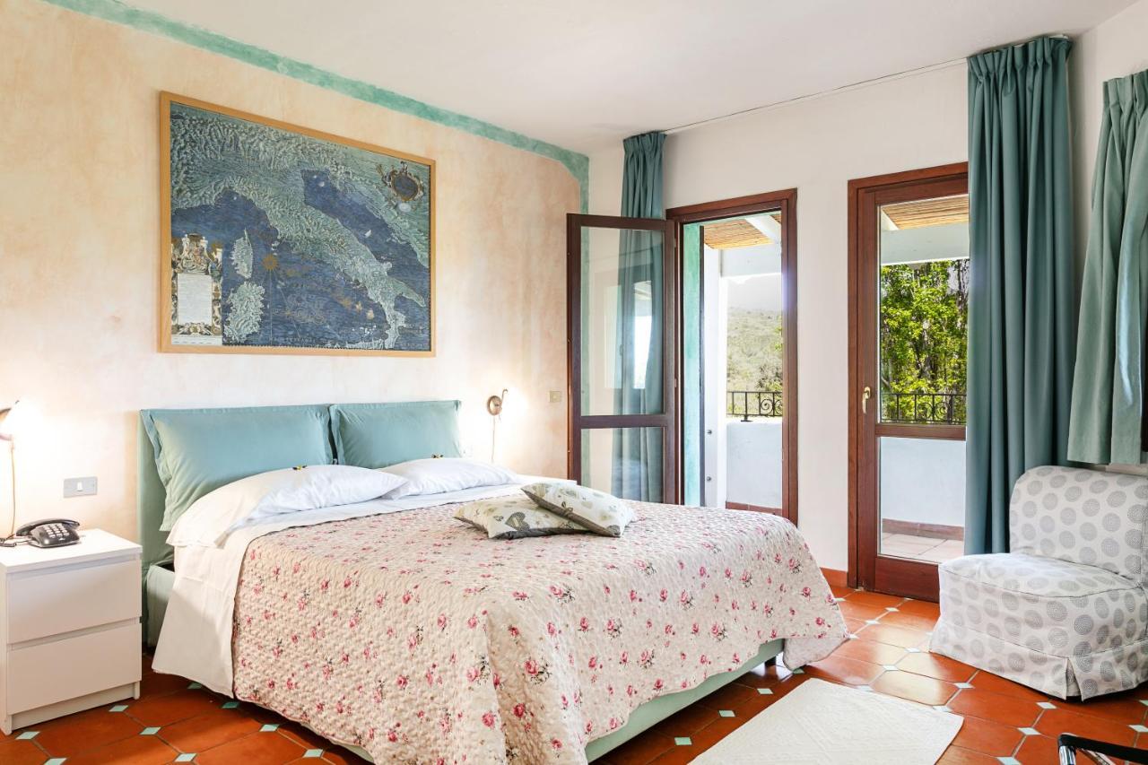 Hotel Stefania Boutique Hotel By The Beach Olbia Pokoj fotografie