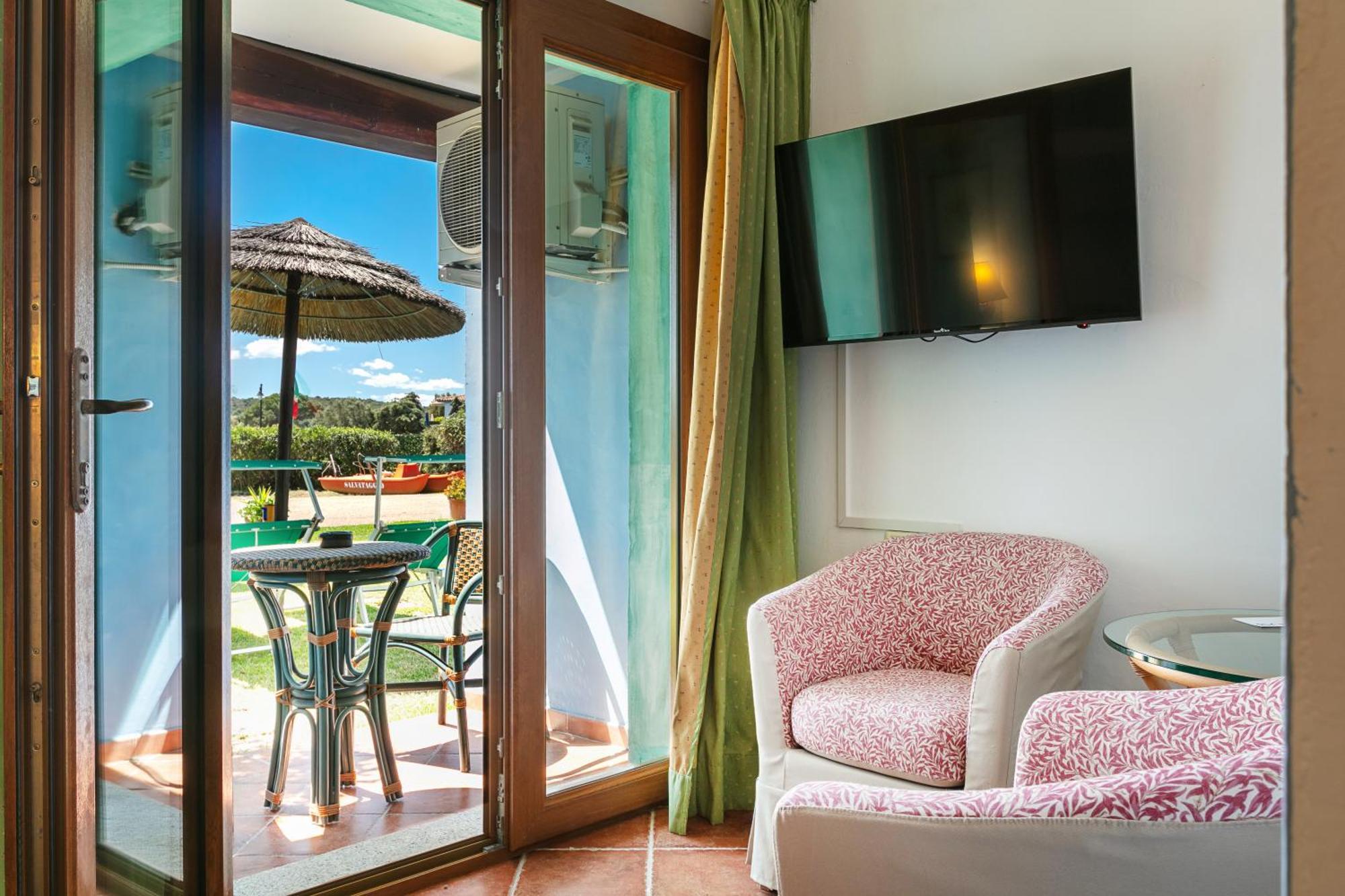 Hotel Stefania Boutique Hotel By The Beach Olbia Pokoj fotografie